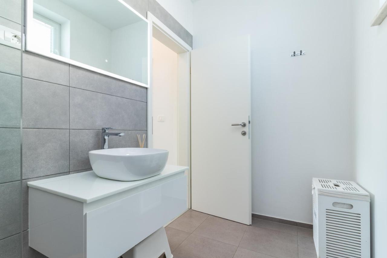 Cindric Ii Apartment